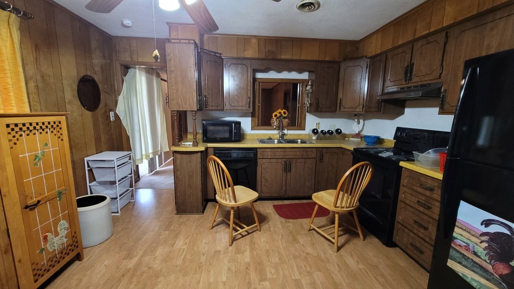 Image for 3 Bedroom 2 Bathroom Home Online Only Auction