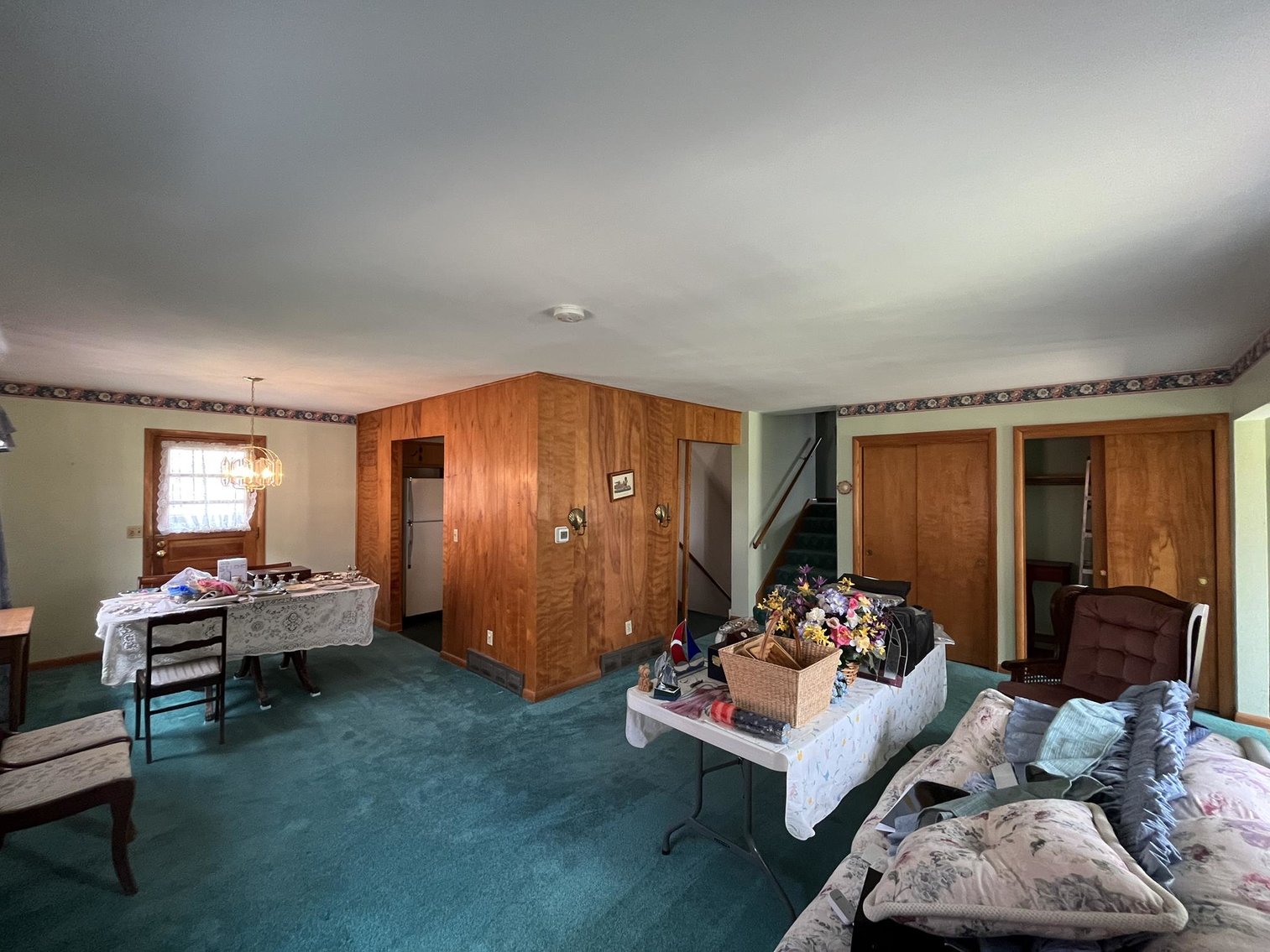 Image for SOLD $159,500 - 4-Bedroom Tri-Level in Parkersburg