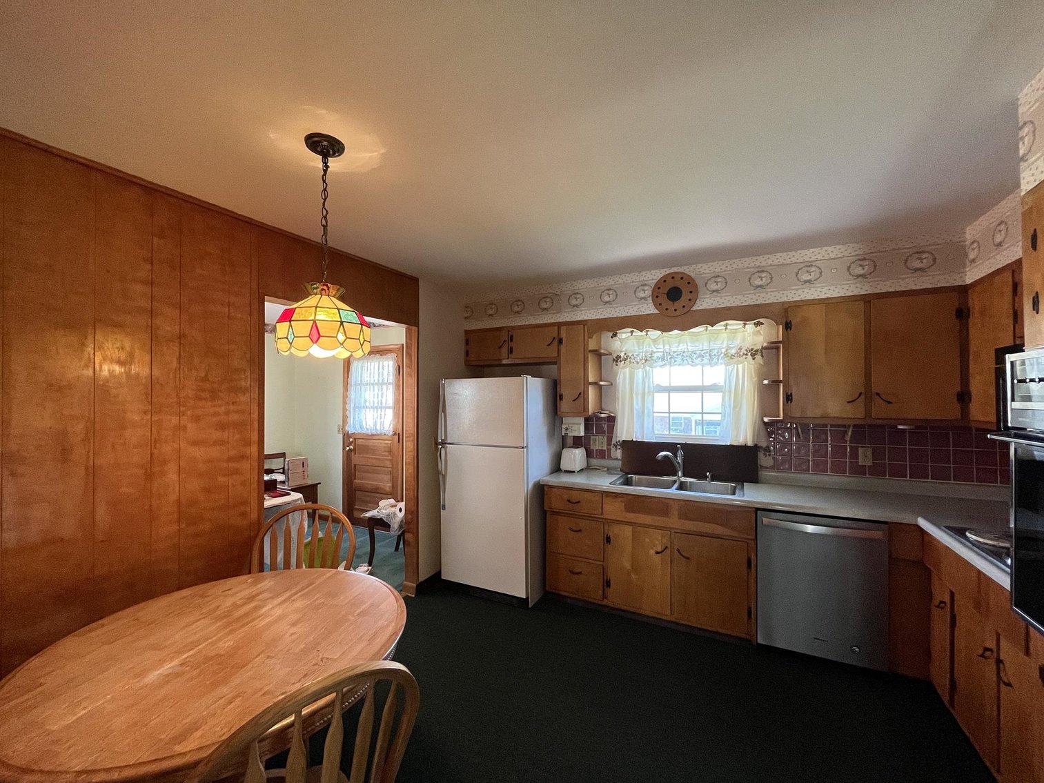 Image for SOLD $159,500 - 4-Bedroom Tri-Level in Parkersburg