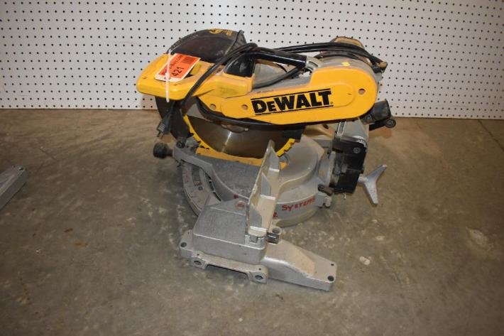 New Tool Benches, 30X85 Storage Building, Automotive & Construction Tools