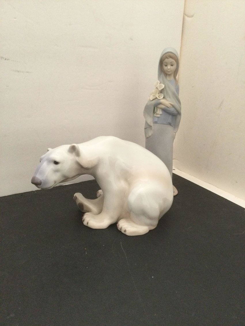 Image for Furniture, collectibles, household-Beaumont