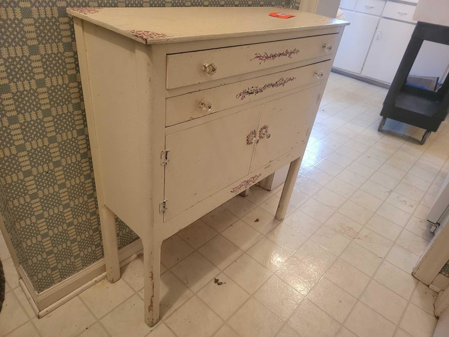 Image for Furniture, collectibles, household-Beaumont