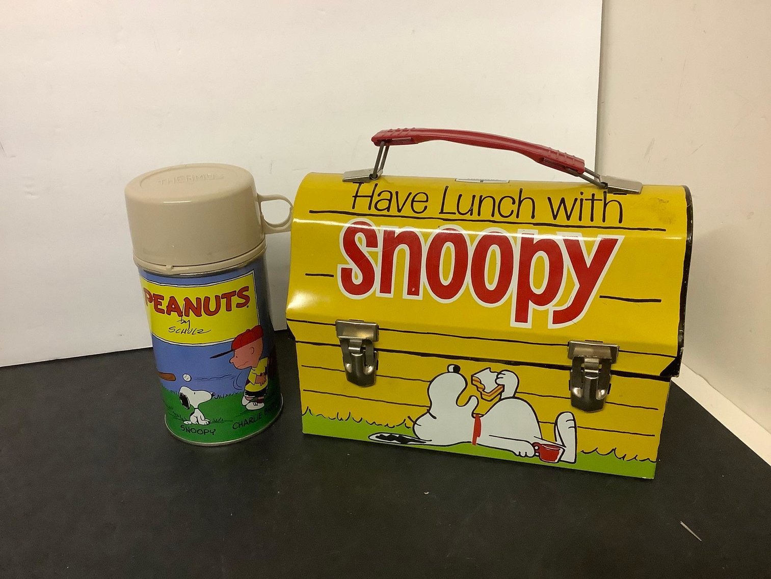 Toys, collectibles, furnitureFront green room