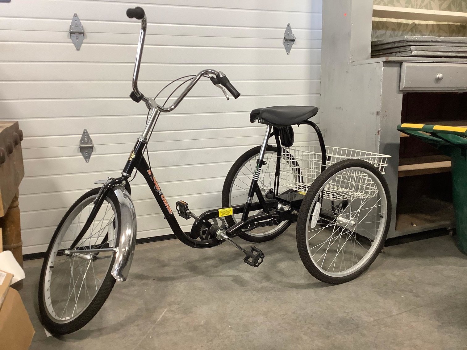 Image for 2017 Hyunda Tuscon, Furniture, Collectibles, Household & more-New Building North