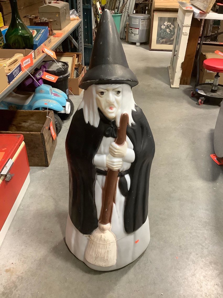 Image for 2017 Hyunda Tuscon, Furniture, Collectibles, Household & more-New Building North