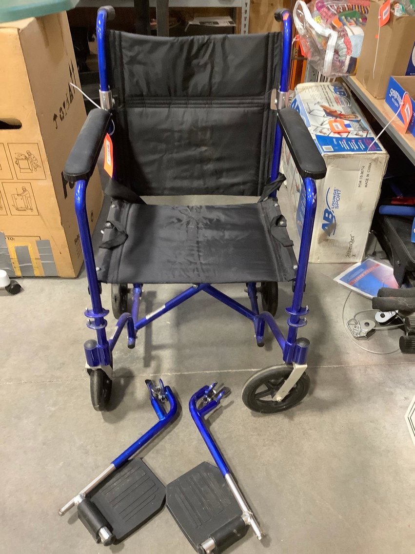 Image for 2017 Hyunda Tuscon, Furniture, Collectibles, Household & more-New Building North