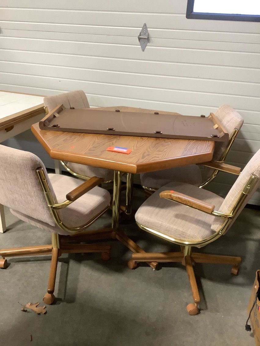 Image for 2017 Hyunda Tuscon, Furniture, Collectibles, Household & more-New Building North