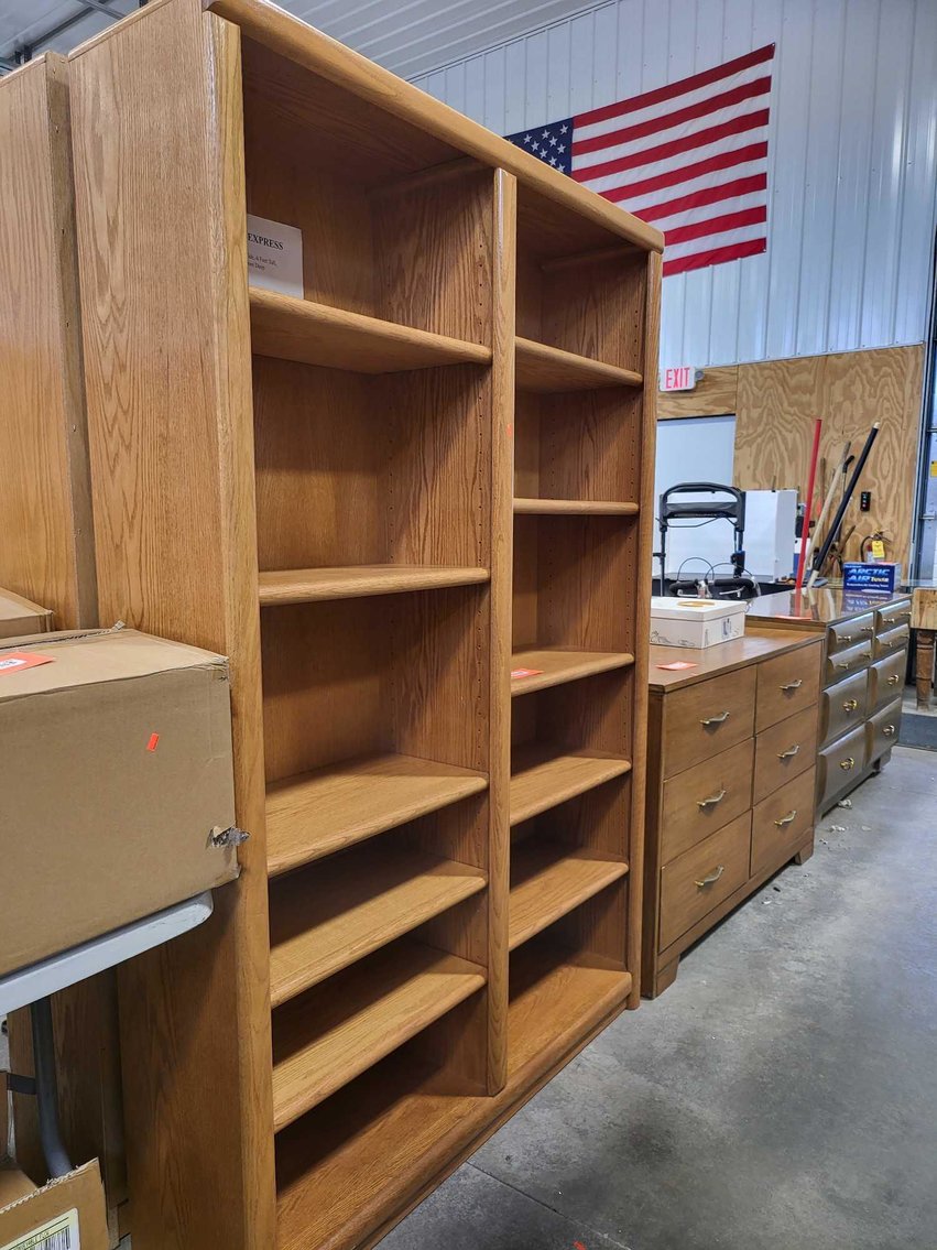 Image for 2017 Hyunda Tuscon, Furniture, Collectibles, Household & more-New Building North