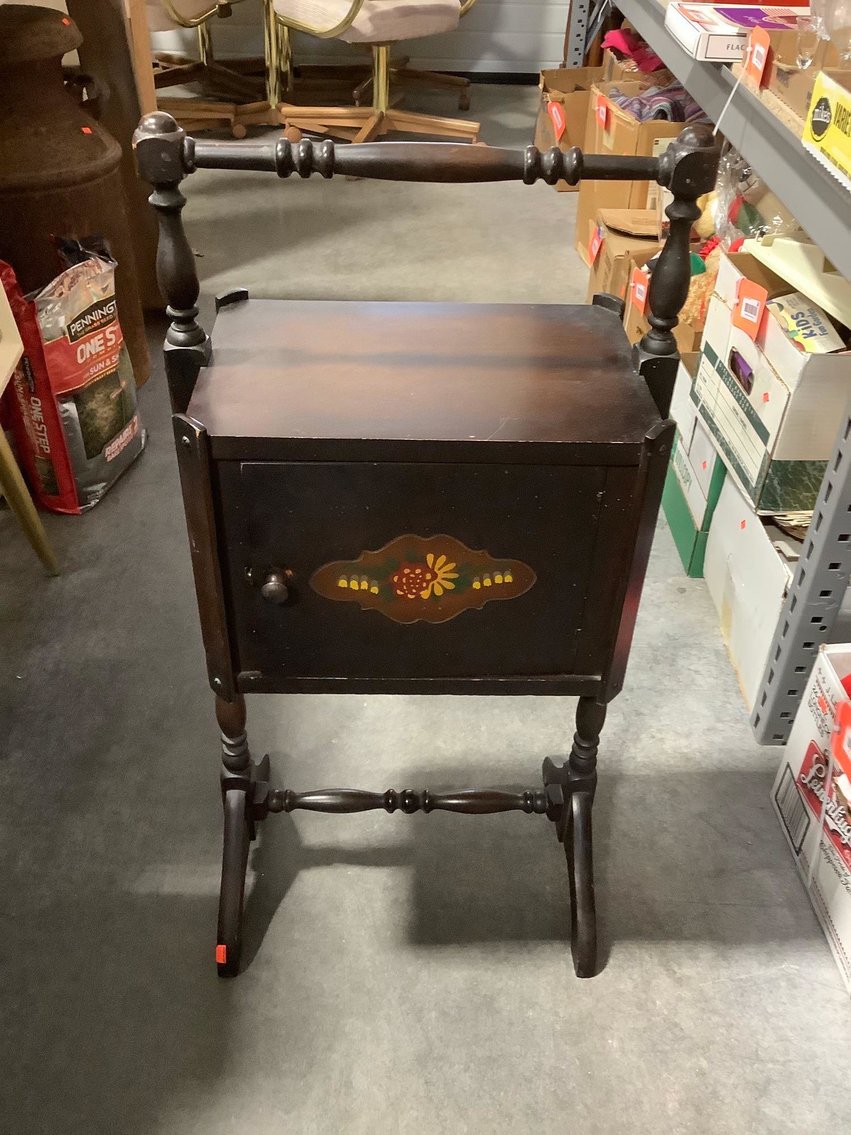 Image for 2017 Hyunda Tuscon, Furniture, Collectibles, Household & more-New Building North