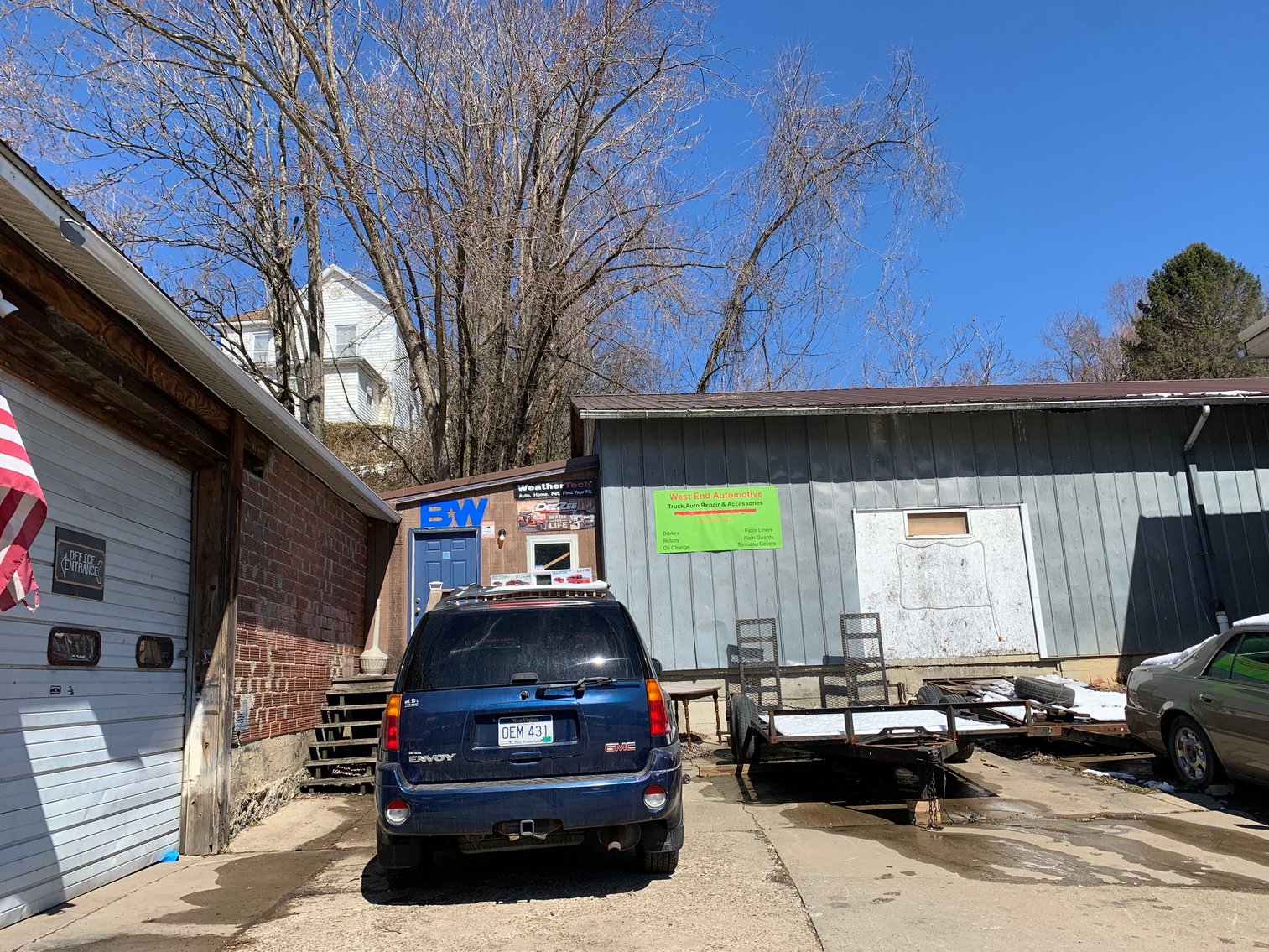 Image for SOLD $70,000 - 2 Commercial Garages & 2-Unit Apartment Building