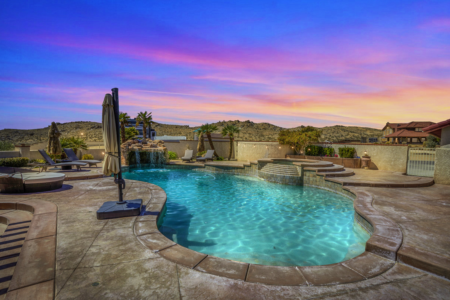 Entertainer's Delight in Apple Valley!