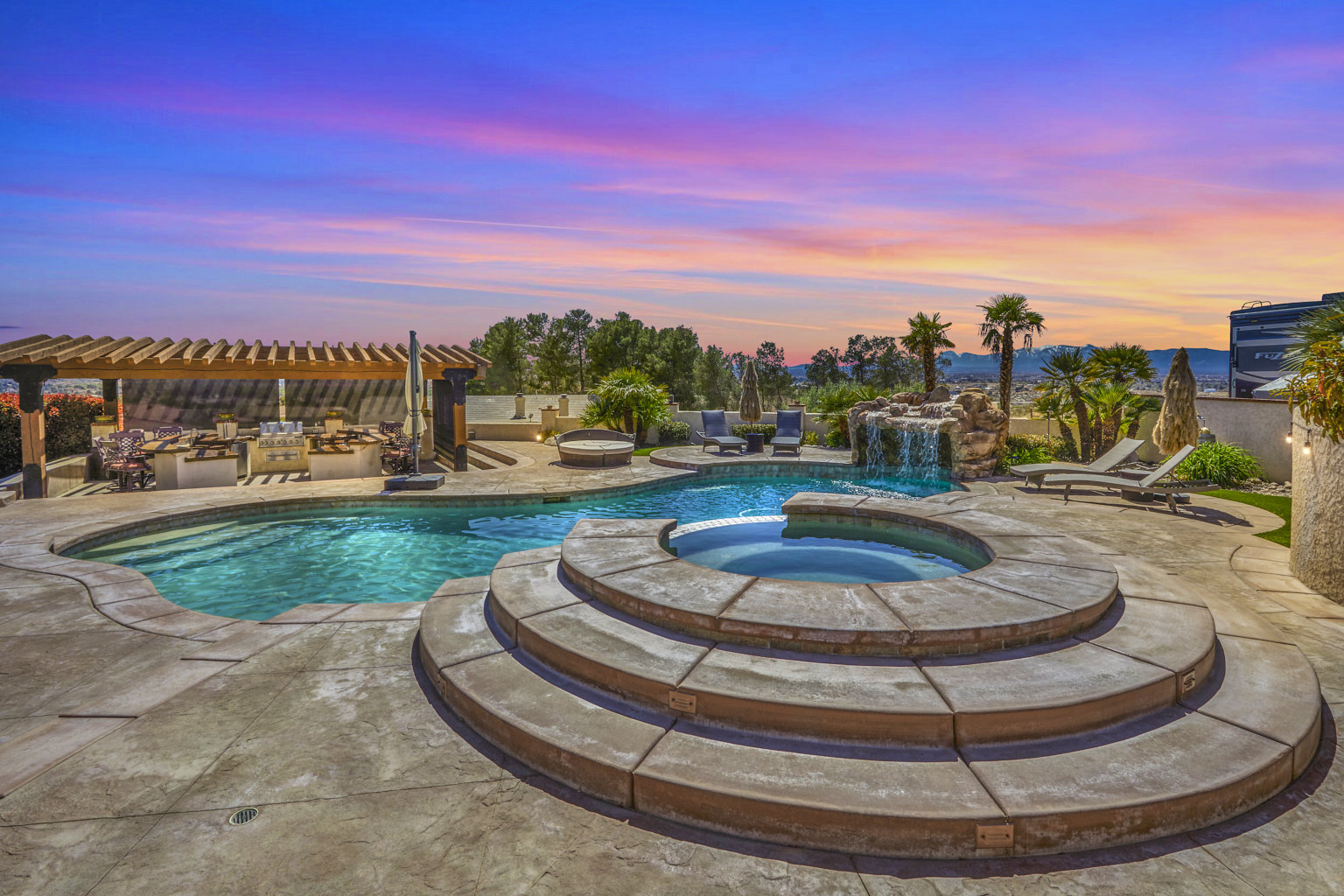 Image for Entertainer's Delight in Apple Valley!