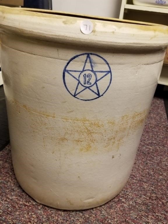 Image for Janie's Treasures Retirement Online Auction