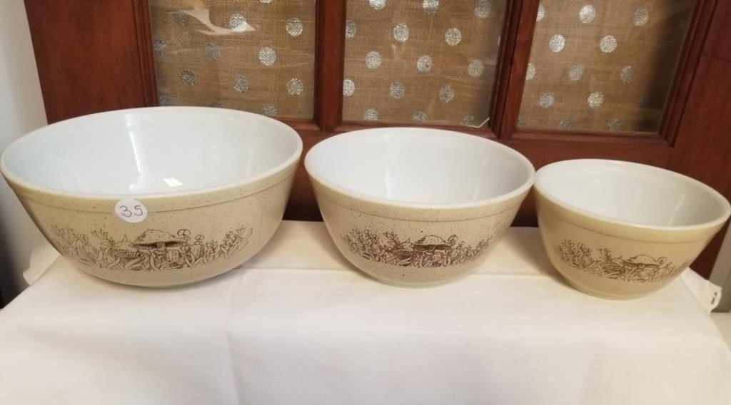 Image for Janie's Treasures Retirement Online Auction