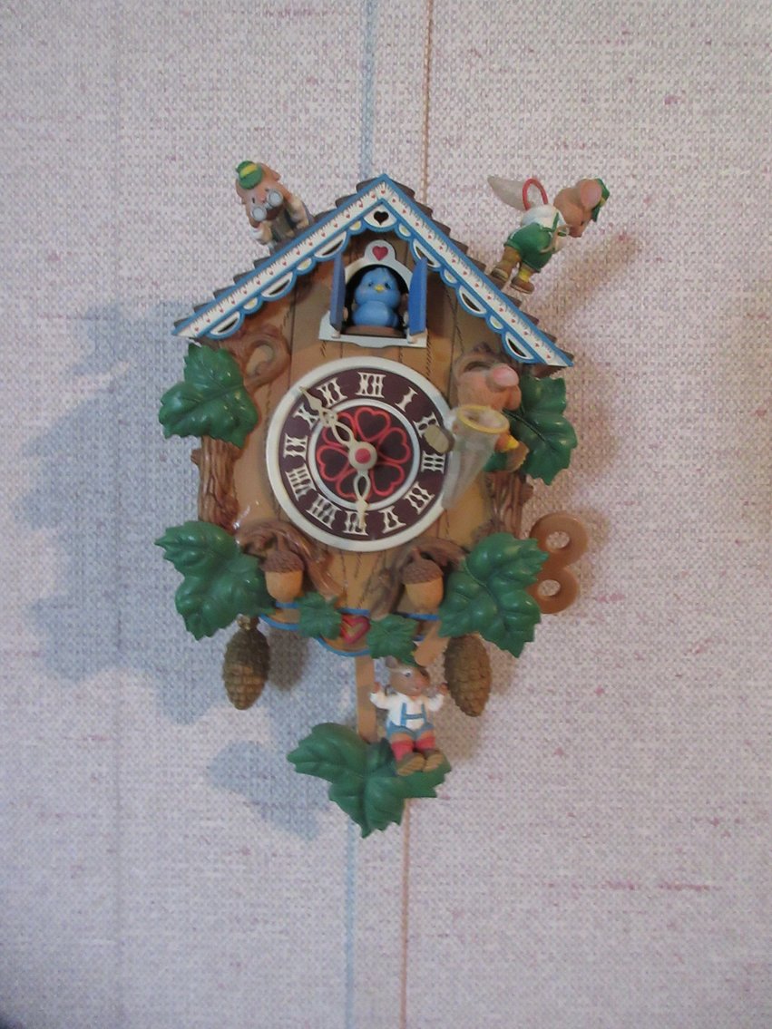 Image for Carmichaels, PA – Fenton Glass, Tiffany-style Lamps, Antiques, Collectibles, Décor and more!