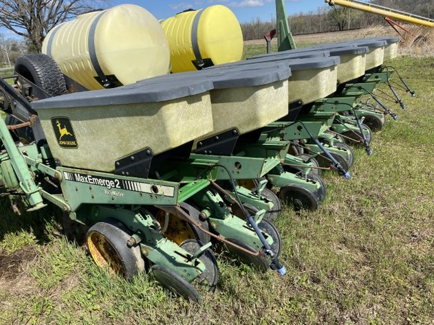 Image for John Deere 7240 MaxEmerge 2 Vacumeter Planter