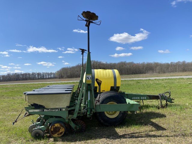 Image for John Deere 7240 MaxEmerge 2 Vacumeter Planter