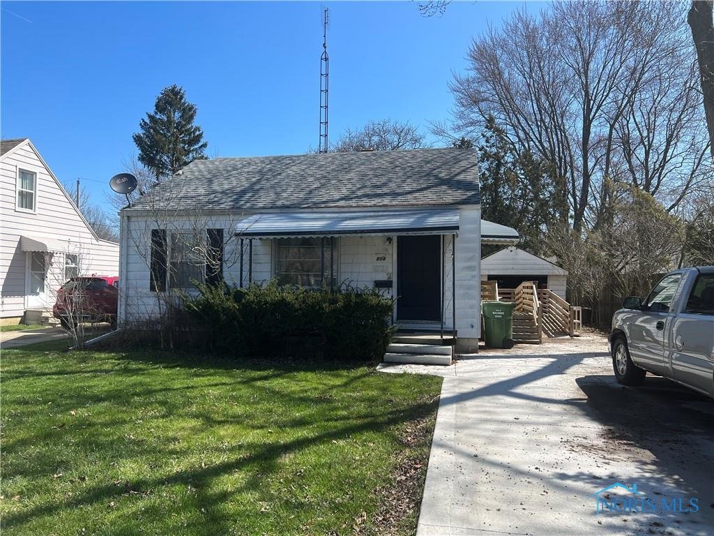 Image for MINIMUM BID AUCTION $49,000! 808 Tappan St.