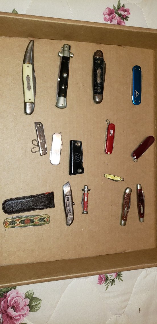 Image for Fairmont, WV – Online Estate Auction: $1000 Bill! Coins, furniture, gold & silver jewelry, décor, and more!