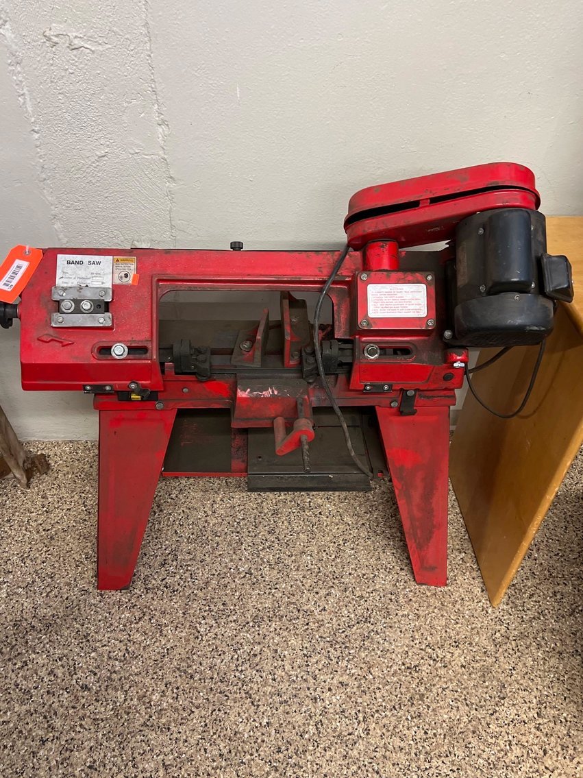 Image for Furniture, Collectibles, Train related, Delinquent storage units, Household-Main office back half