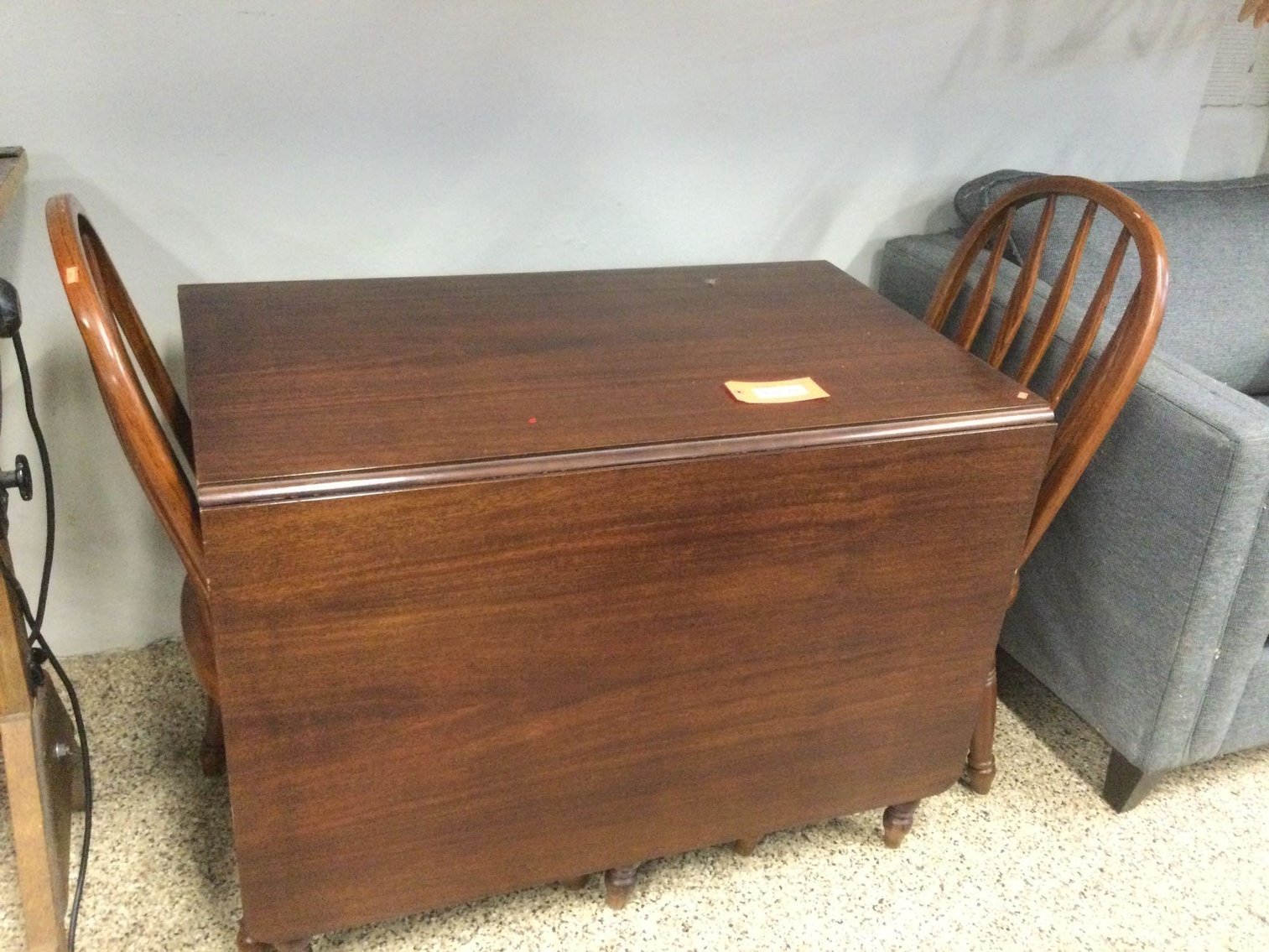 Image for Furniture, Collectibles, Train related, Delinquent storage units, Household-Main office back half