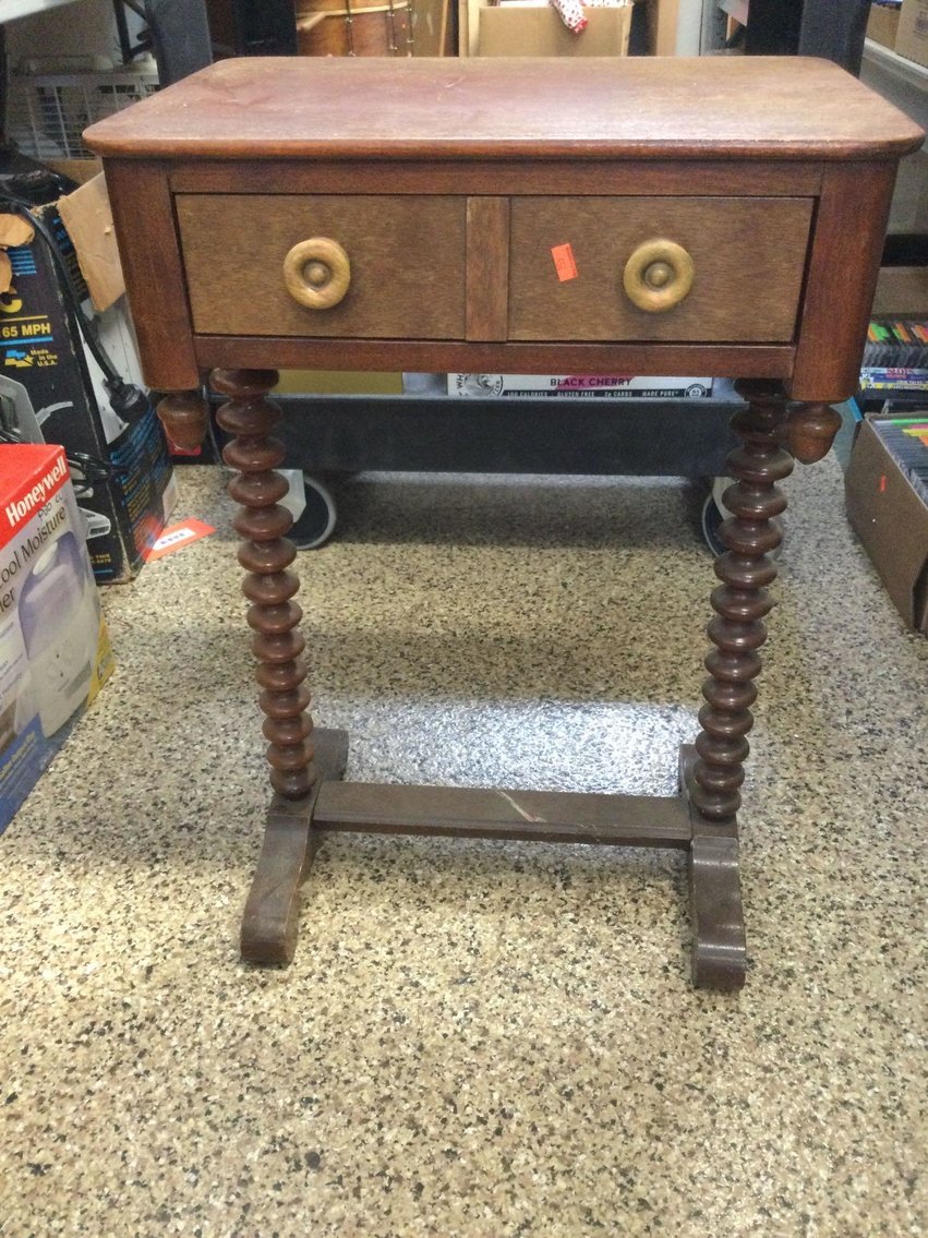 Image for Furniture, Collectibles, Train related, Delinquent storage units, Household-Main office back half