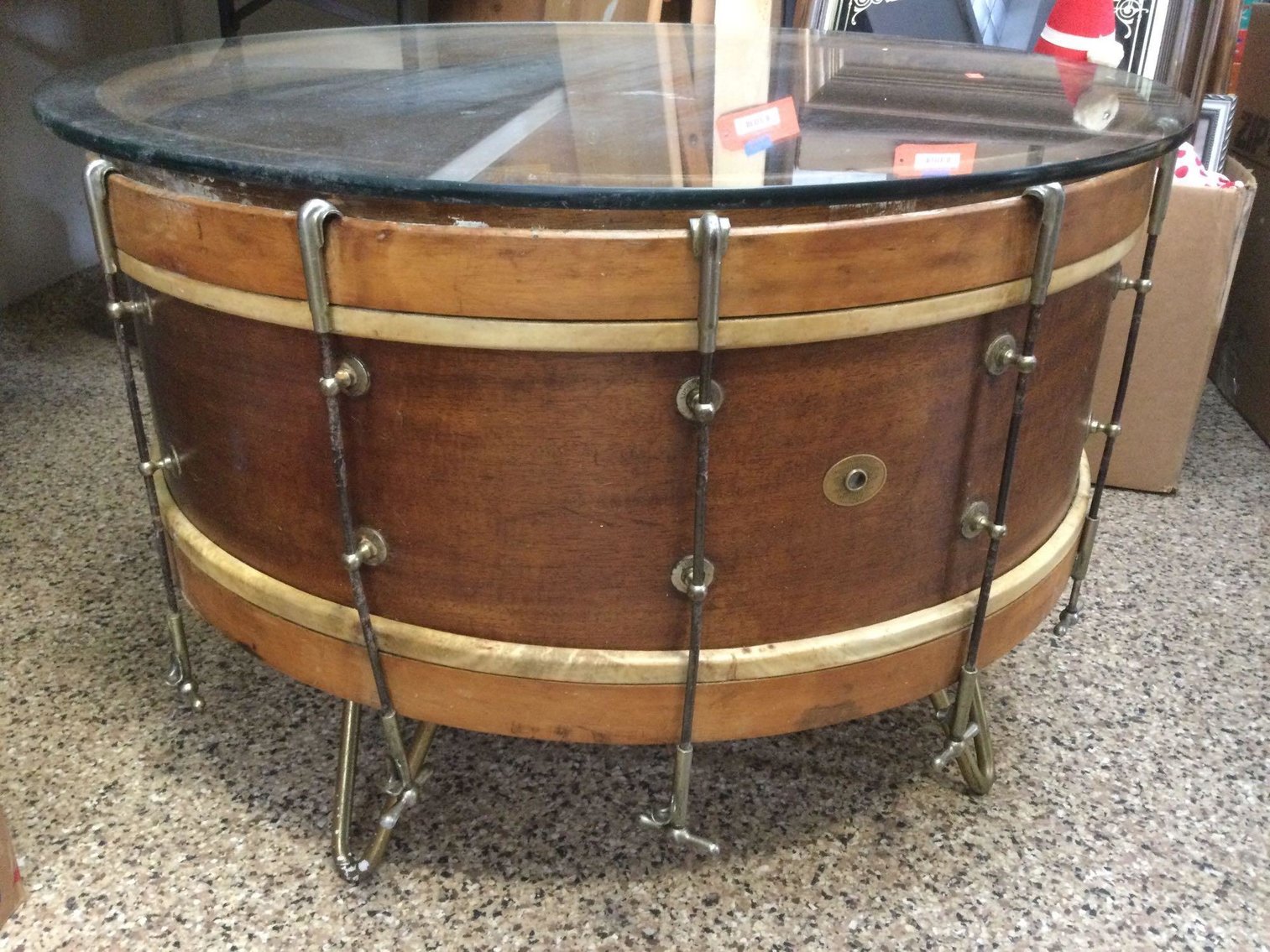 Image for Furniture, Collectibles, Train related, Delinquent storage units, Household-Main office back half