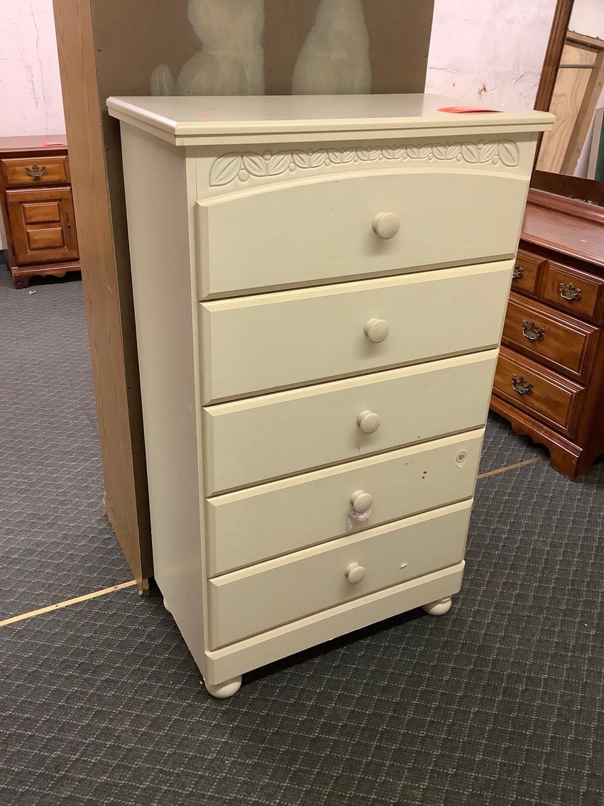 Image for Furniture, Collectibles, Train related, Delinquent storage units, Household-Main office back half