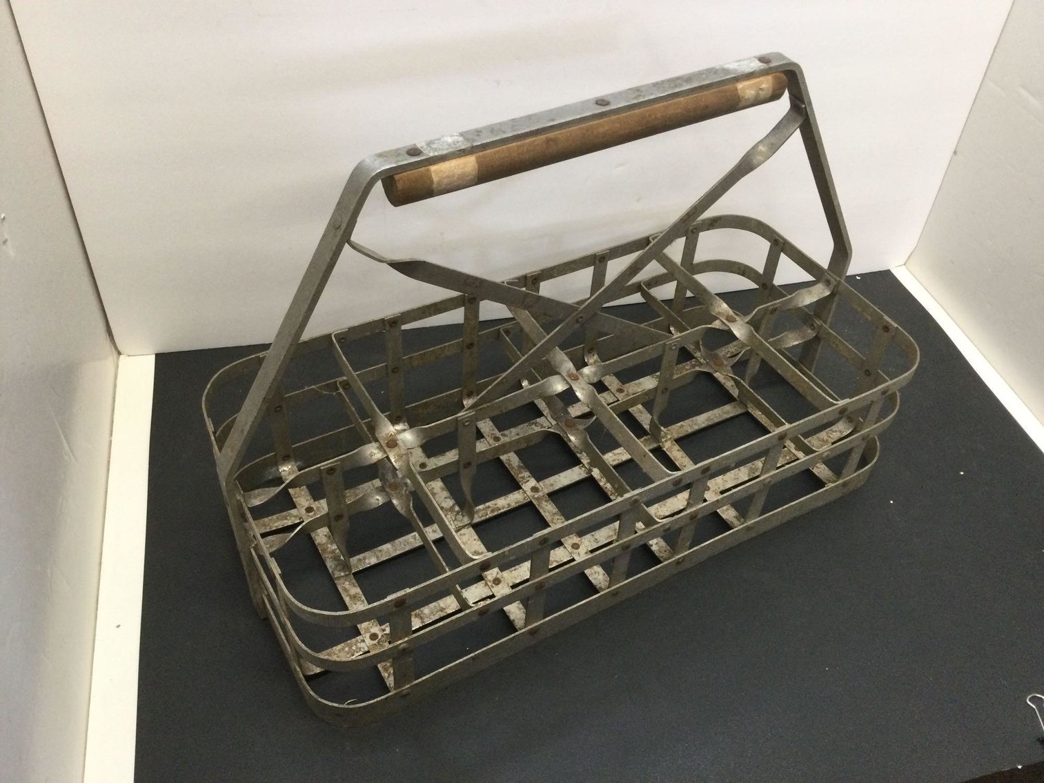 Image for Furniture, Collectibles, Train related, Delinquent storage units, Household-Main office back half