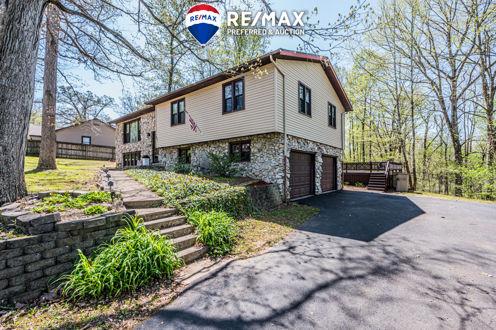 Image for 128 Shady Oak Drive