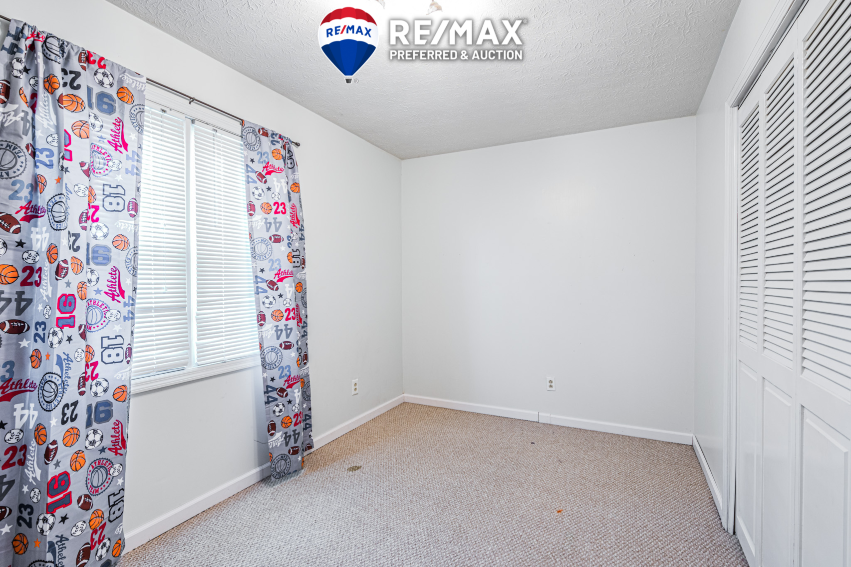 Image for 128 Shady Oak Drive