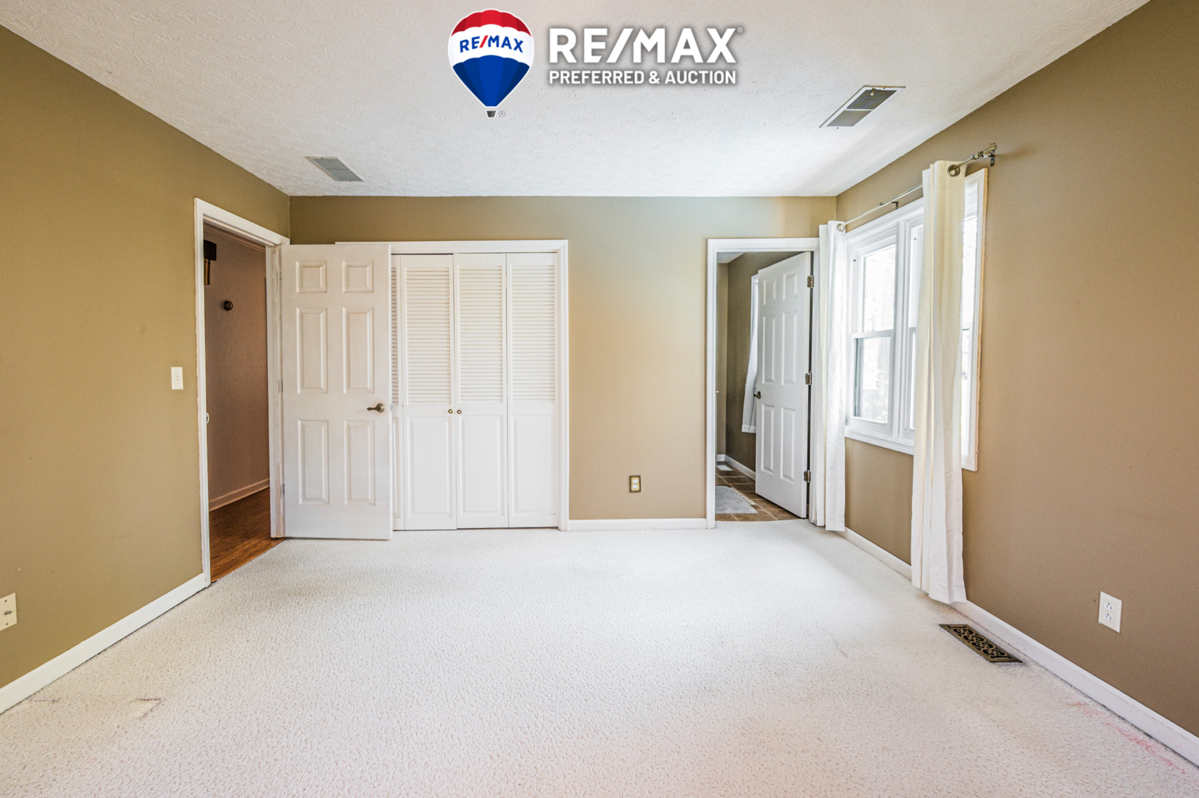 Image for 128 Shady Oak Drive