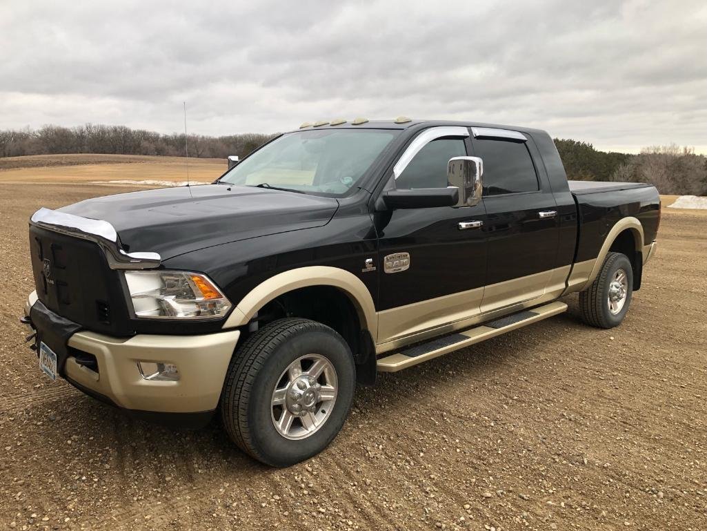 Image for SANDY & MARK ELWOOD MOVING ONLINE ONLY AUCTION