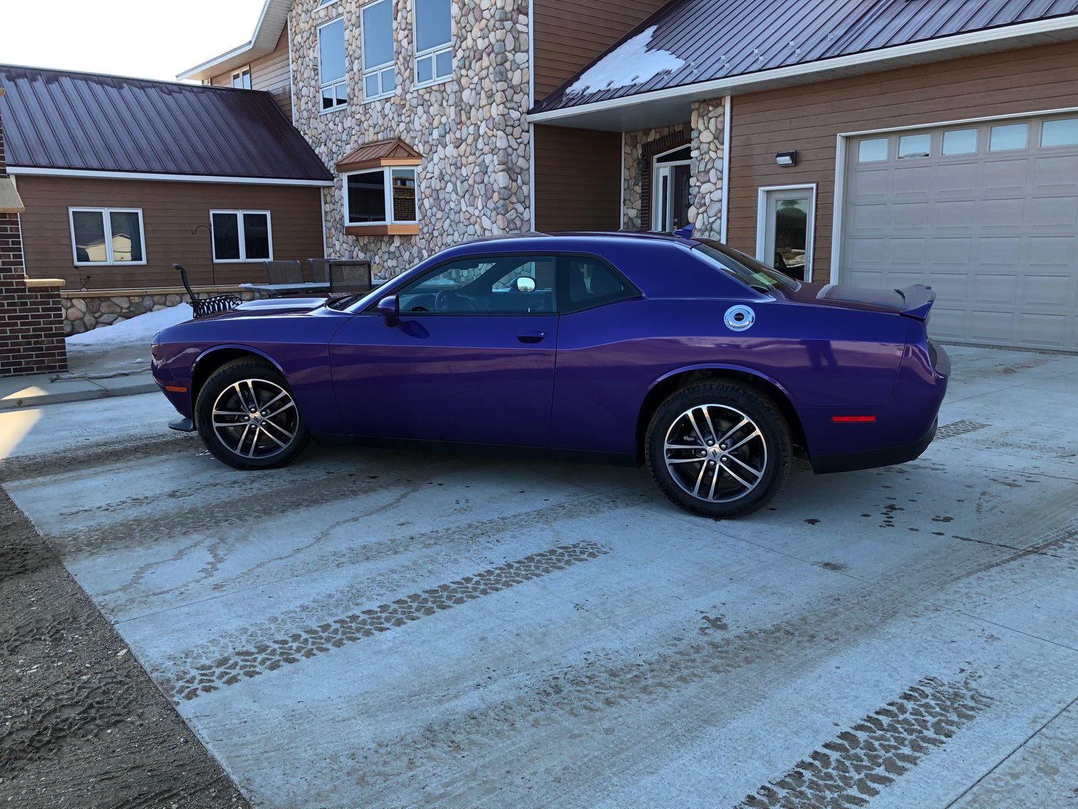 Image for SANDY & MARK ELWOOD MOVING ONLINE ONLY AUCTION