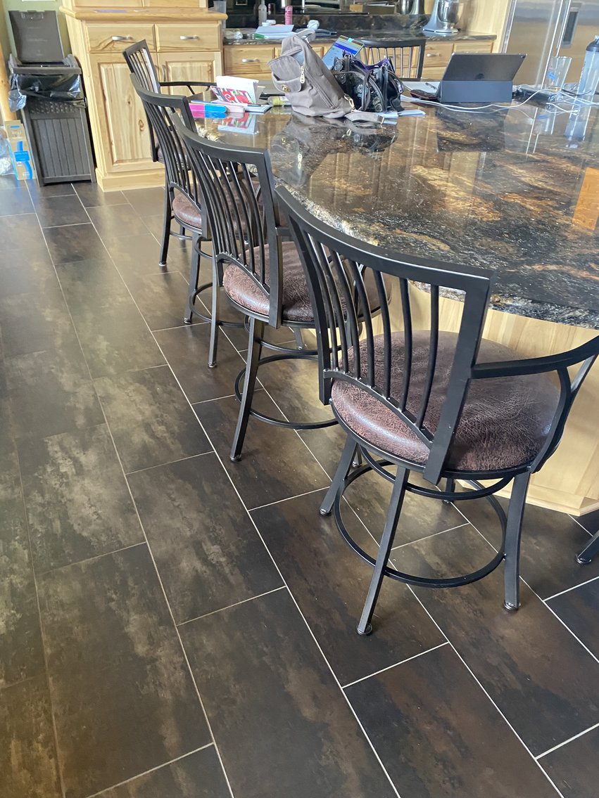 Image for SANDY & MARK ELWOOD MOVING ONLINE ONLY AUCTION