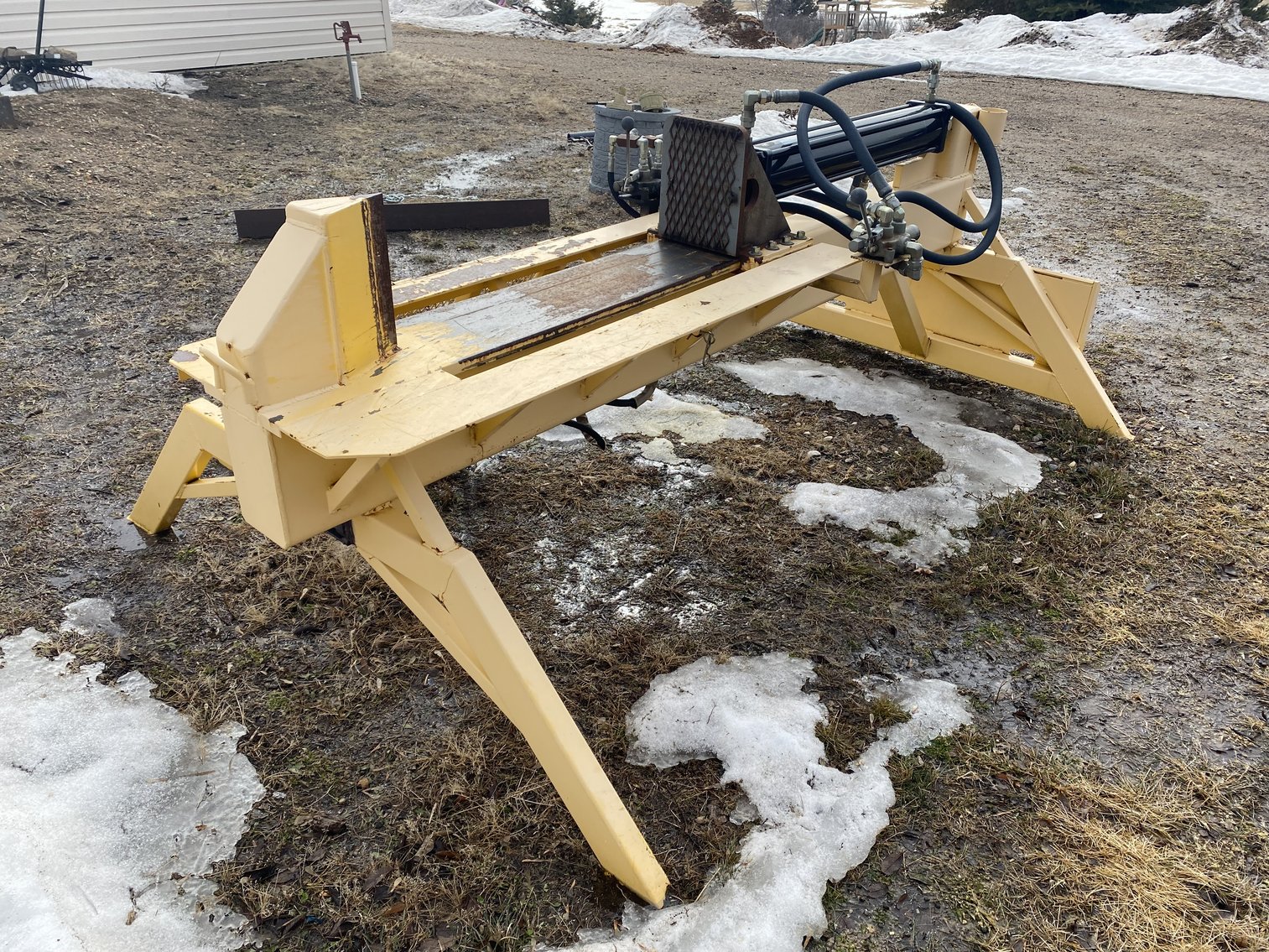 Image for SANDY & MARK ELWOOD MOVING ONLINE ONLY AUCTION