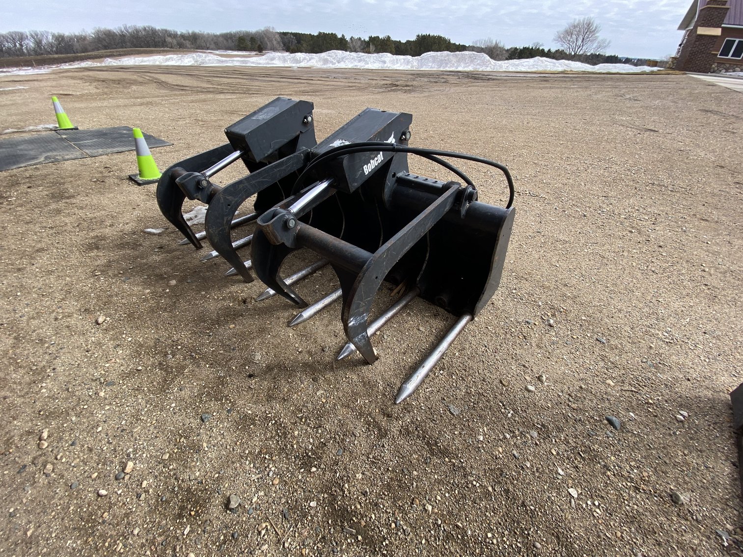 Image for SANDY & MARK ELWOOD MOVING ONLINE ONLY AUCTION