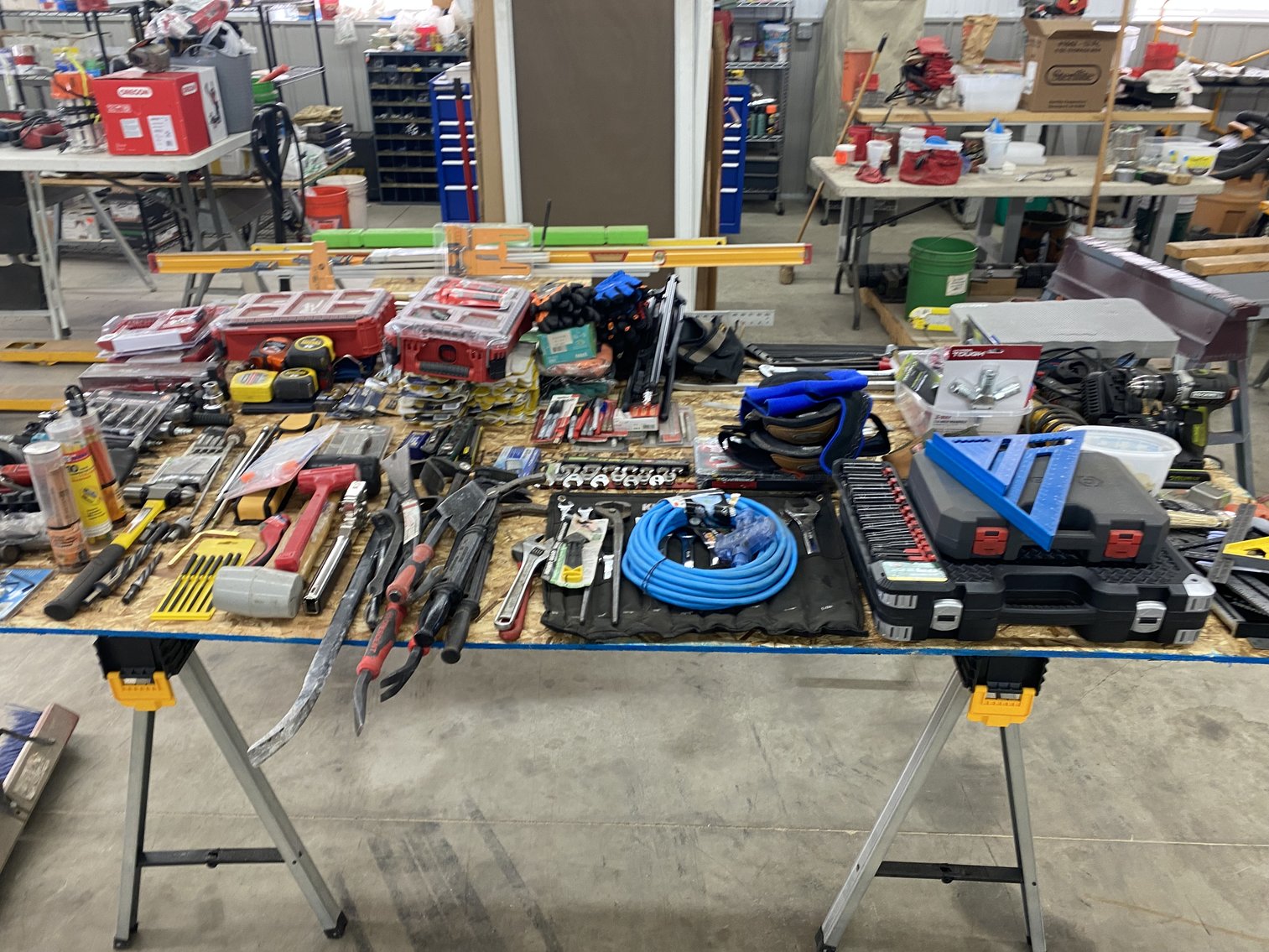 Image for SANDY & MARK ELWOOD MOVING ONLINE ONLY AUCTION