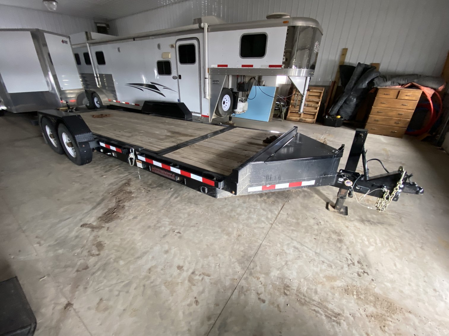 Image for SANDY & MARK ELWOOD MOVING ONLINE ONLY AUCTION