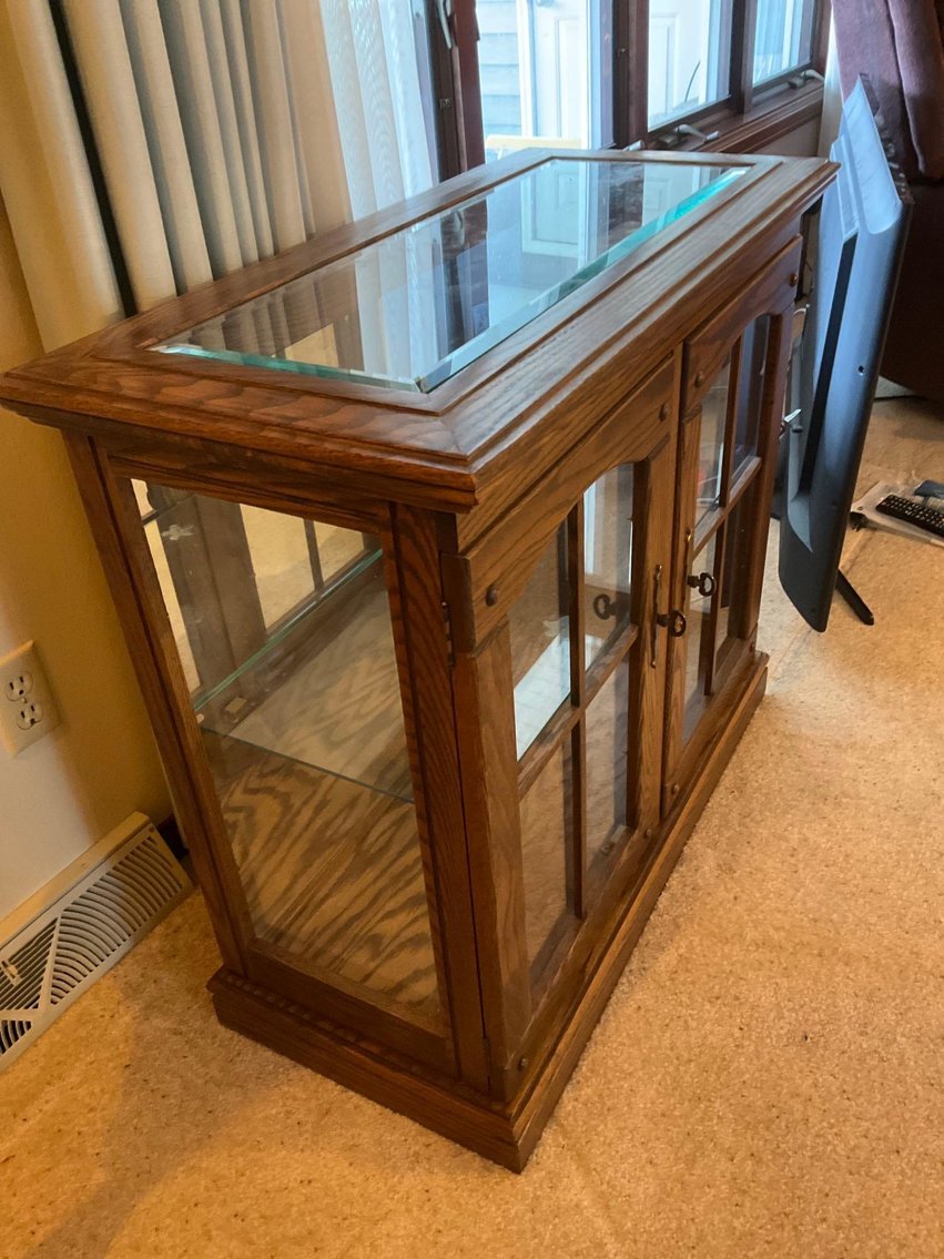 Image for Furniture, collectibles, household-He-Nis-Ra Lane 1 of0f 2