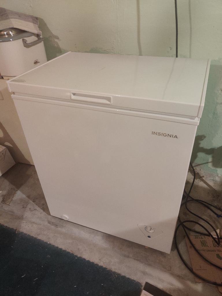 Image for Furniture, Motorcycle, JD riding lawnmower, collectibles, household-New building north side