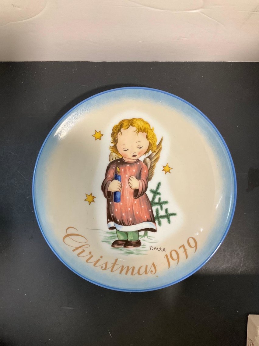 Image for Furniture, Motorcycle, JD riding lawnmower, collectibles, household-New building north side