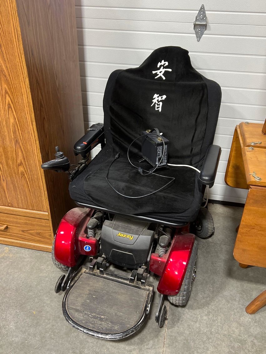 Image for Furniture, Motorcycle, JD riding lawnmower, collectibles, household-New building north side