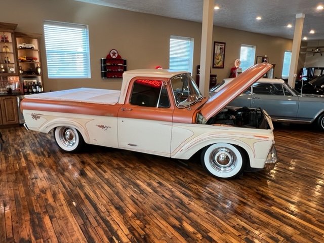 Image for Shinnston, WV – Collector Car Auction! Corvette, Mustang, Model T and More!