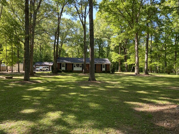 Image for Estate of Ronnie Jones - 3 BR Brick Rancher with 4 Car Garage - 1 AC lot - Hanover Highschool District - 8250 Cadys Mill Rd, Hanover VA 23069