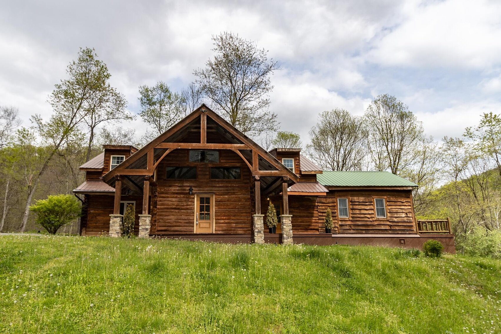 Image for SOLD $522,500 - Rustic Modern Log Home on 185 Acres