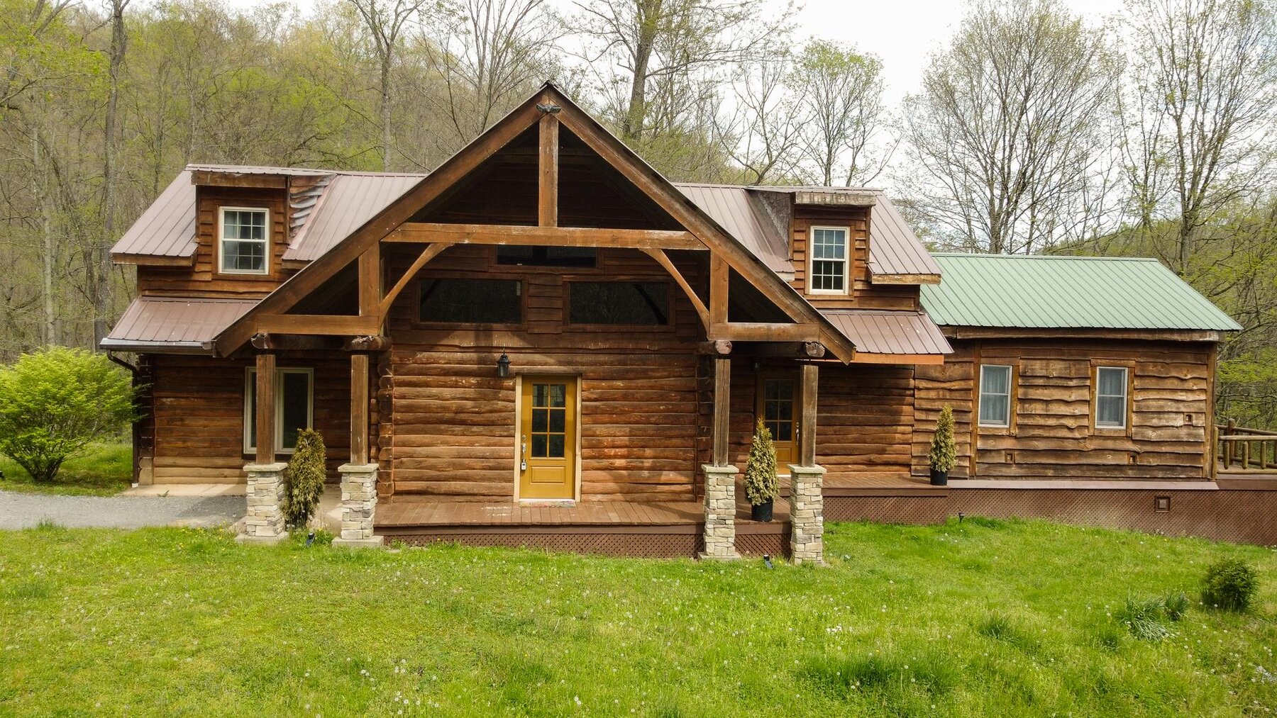 Image for SOLD $522,500 - Rustic Modern Log Home on 185 Acres