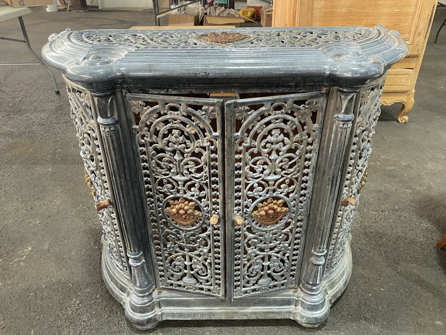 Image for Estate of Mary Beth Williams of Waterford, VA