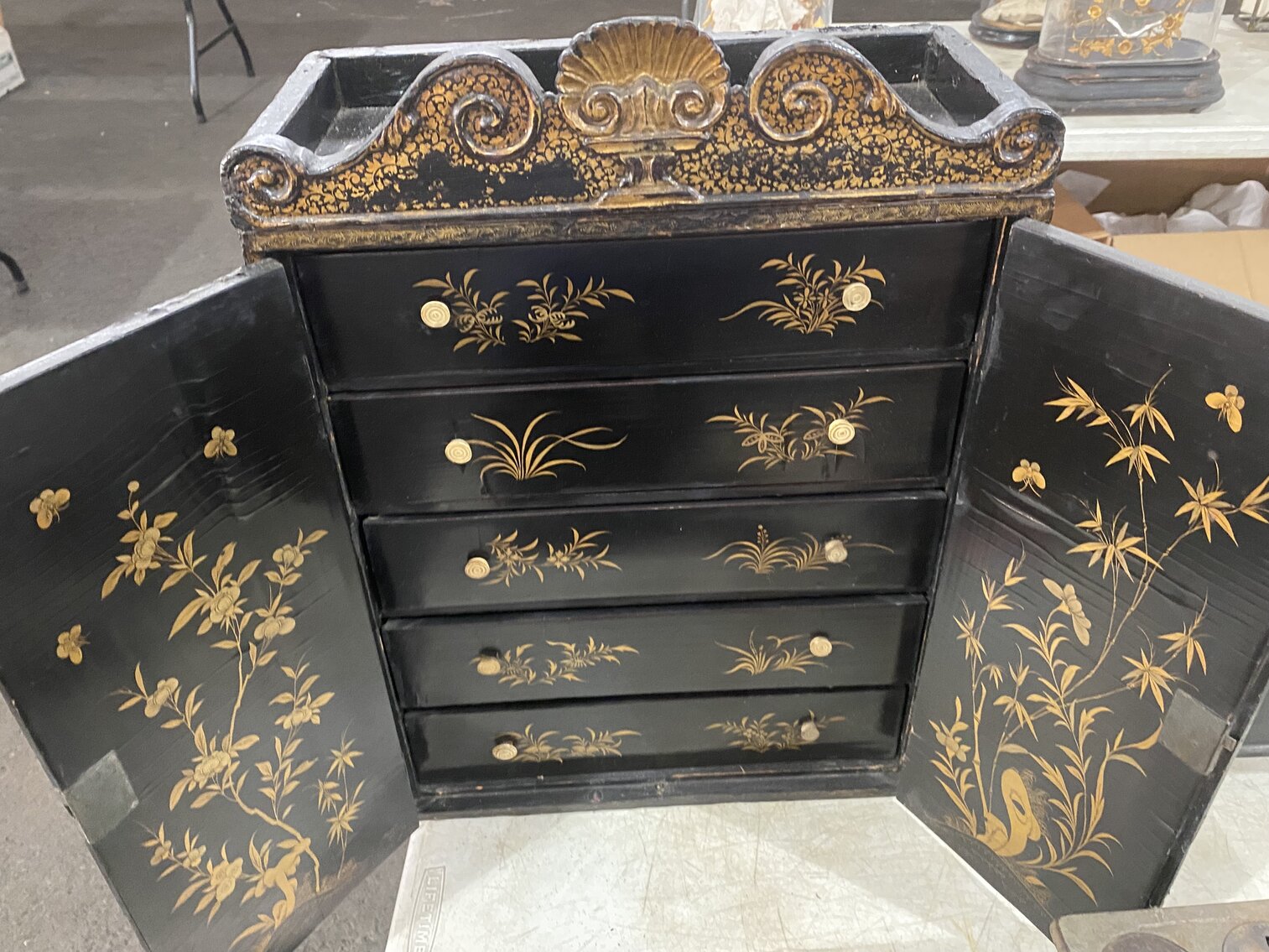 Image for Estate of Mary Beth Williams of Waterford, VA