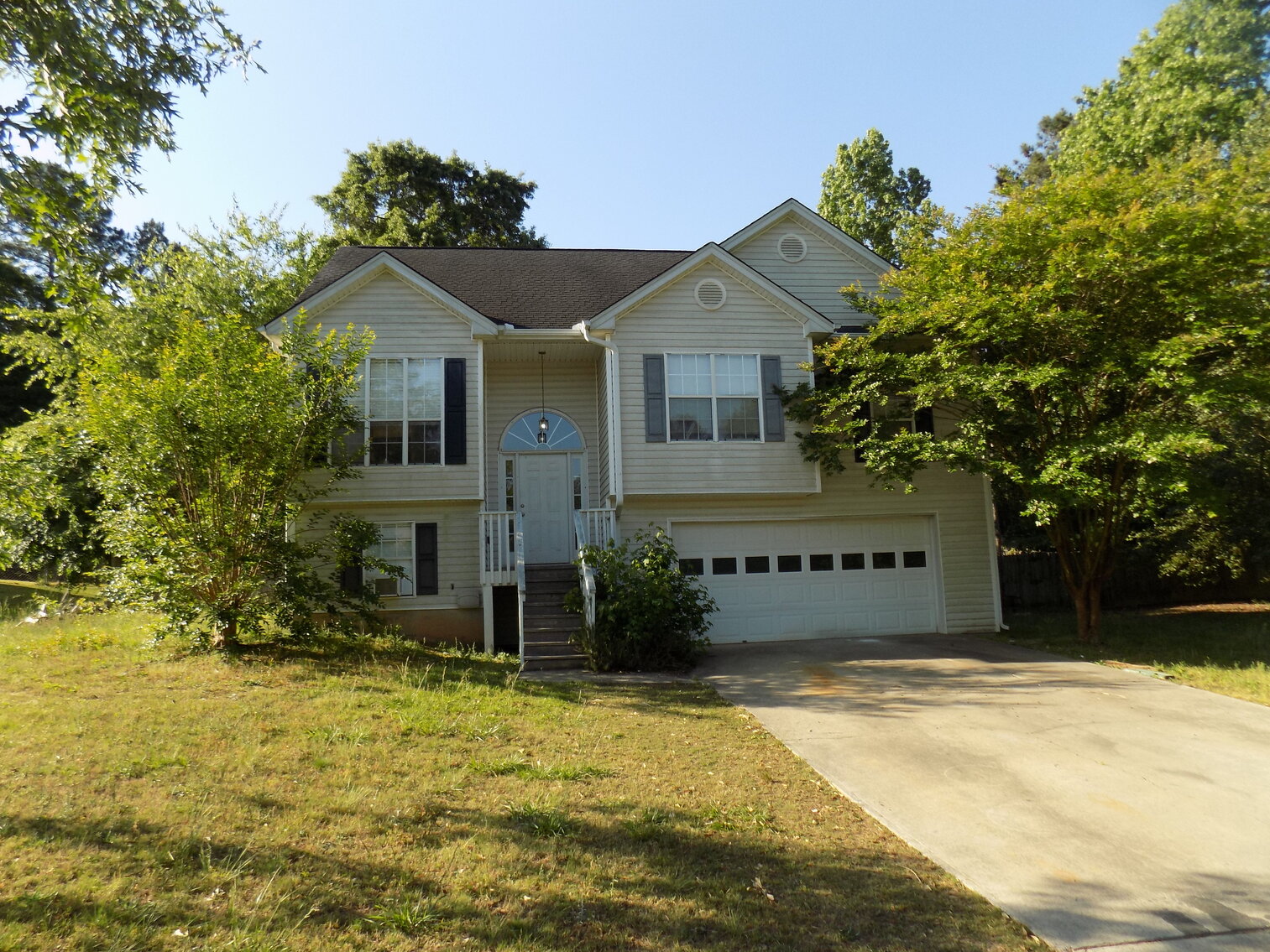 Residential House in Lochwolde Subdivision